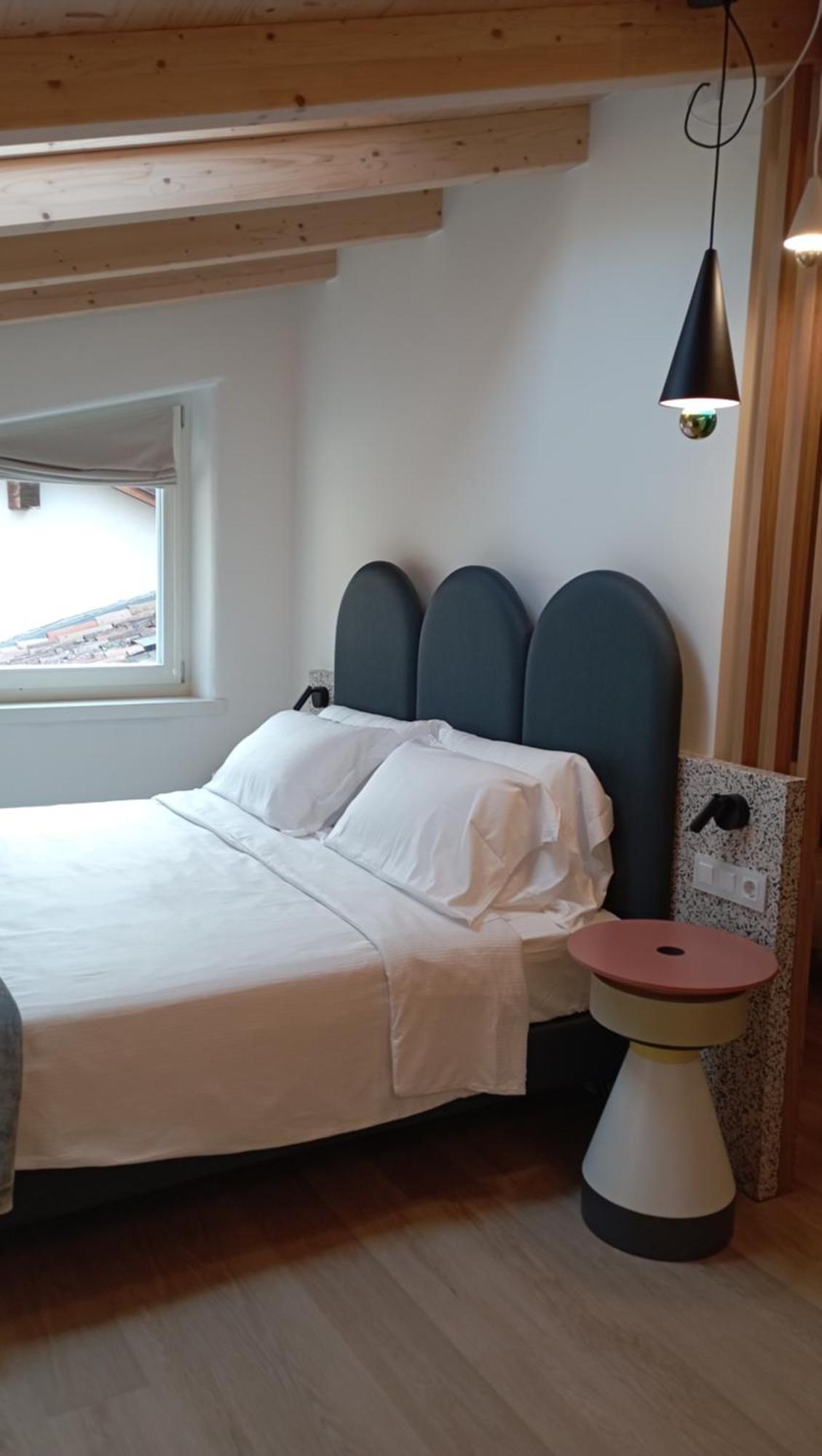 לינה וארוחת בוקר ארקו Relais Sant'Anna חדר תמונה